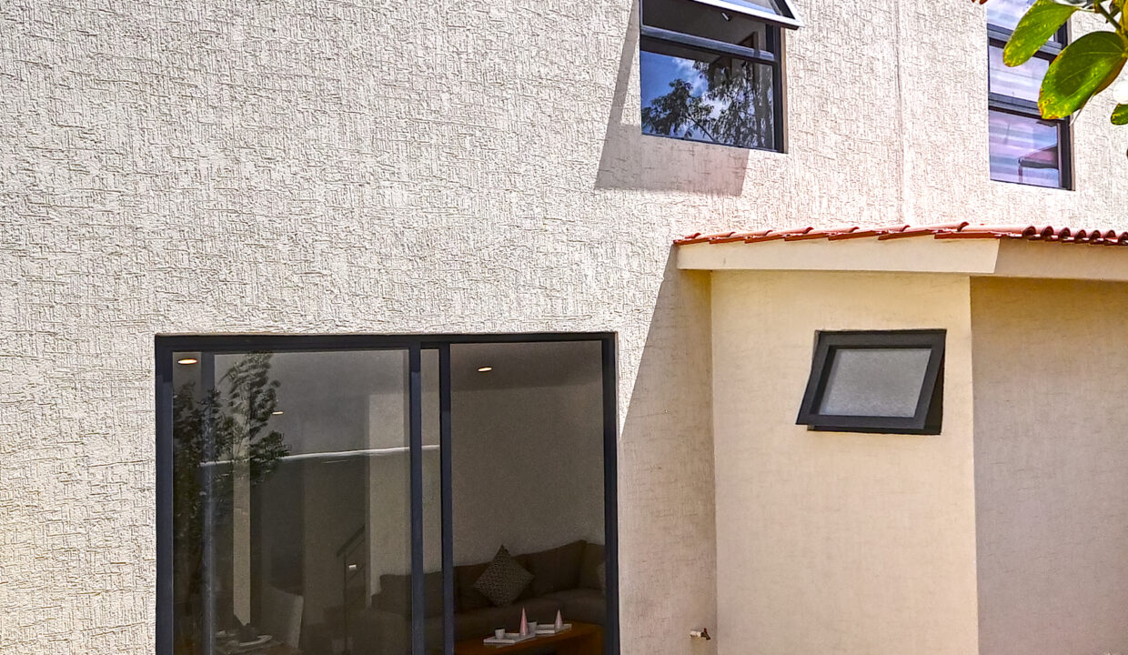 Tipo Roble - Jardín Privado (2)