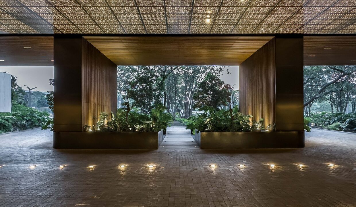 motor lobby